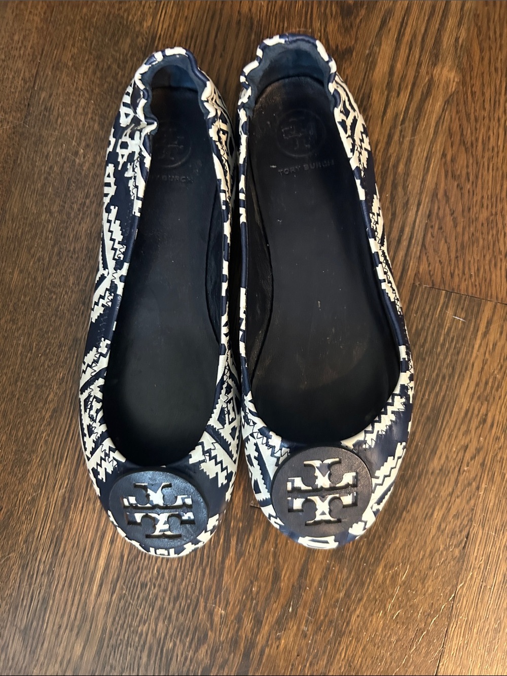 Tory Burch Navy and White Patterned Leather Ballet Flats